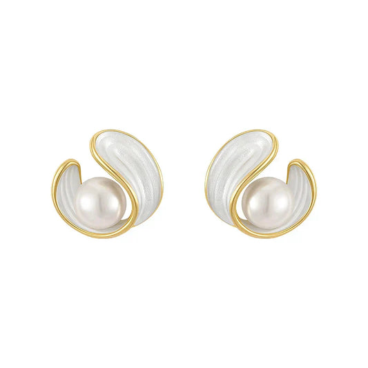 Aureline™ | Gold-Framed Pearl Earrings