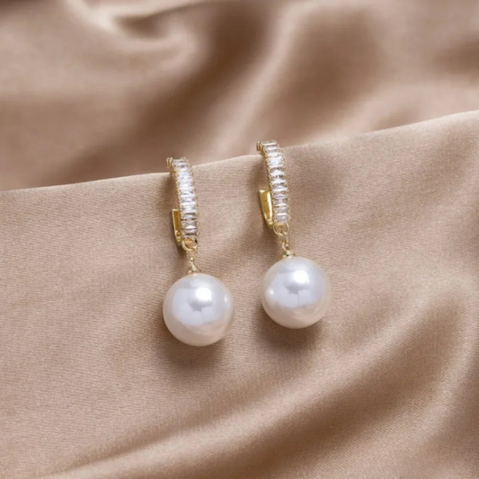 Amira™ | Elegant Pearl and Zirconia Earrings