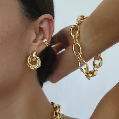 Aurenza™ | Gold Interlock Earrings