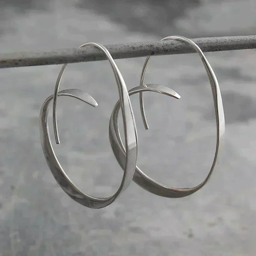 Elvaya™ | Twist Earrings
