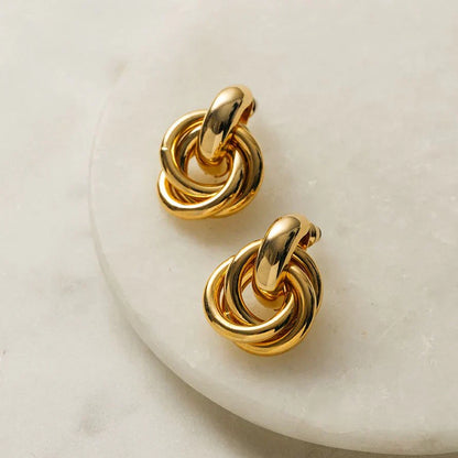 Aurenza™ | Gold Interlock Earrings